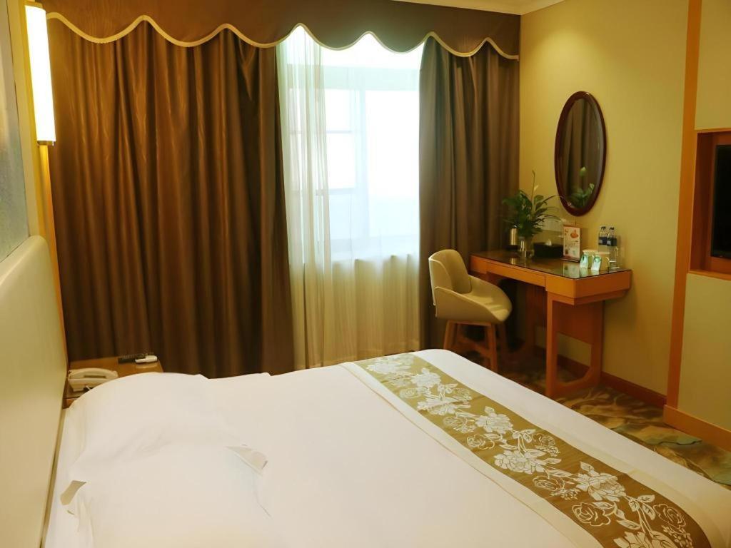 Greentree Inn Guangzhou Panyu Chimelong Happy World Business Hotel Exterior foto