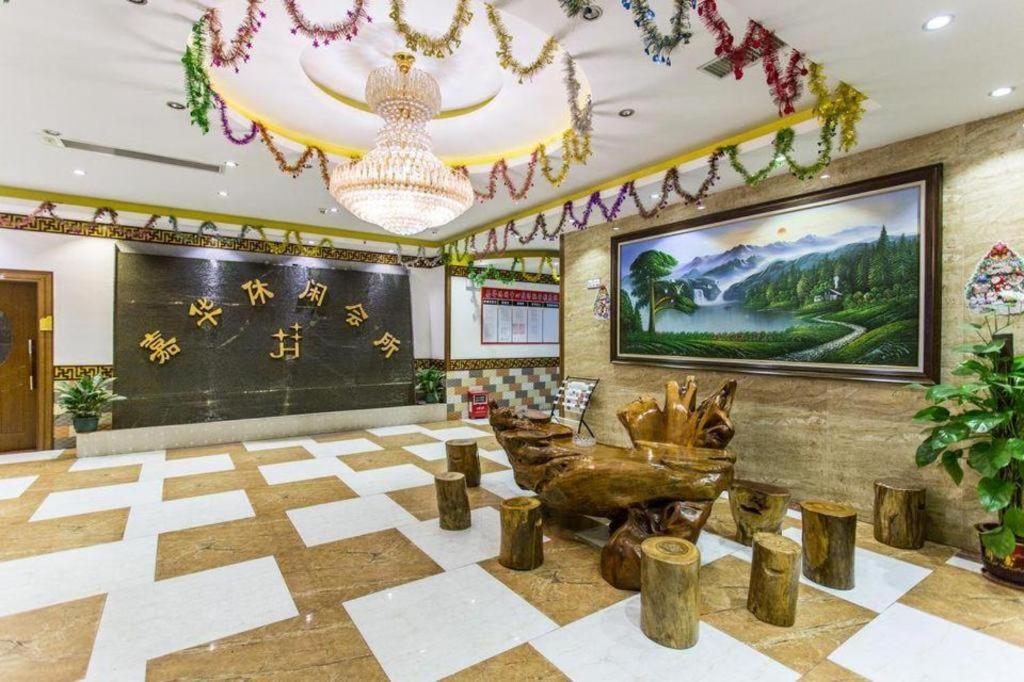 Greentree Inn Guangzhou Panyu Chimelong Happy World Business Hotel Exterior foto